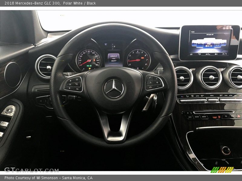 Polar White / Black 2018 Mercedes-Benz GLC 300