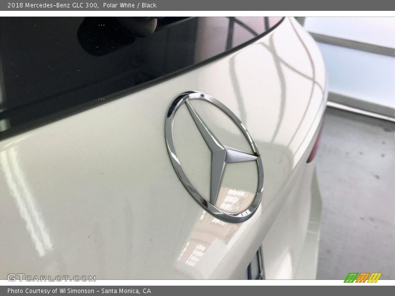 Polar White / Black 2018 Mercedes-Benz GLC 300