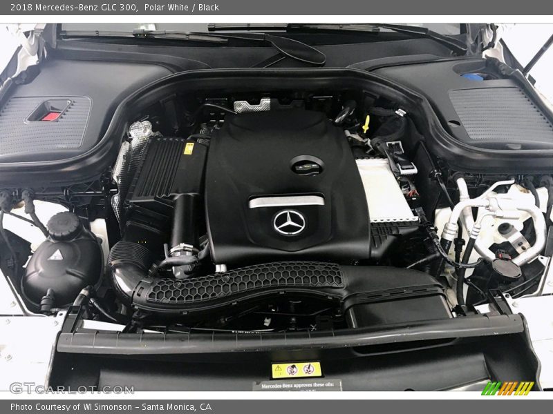 Polar White / Black 2018 Mercedes-Benz GLC 300