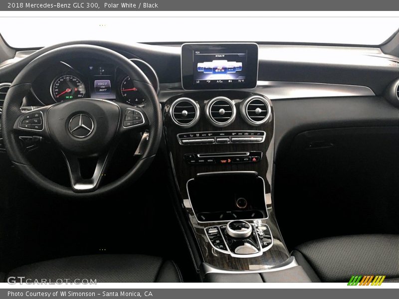 Polar White / Black 2018 Mercedes-Benz GLC 300