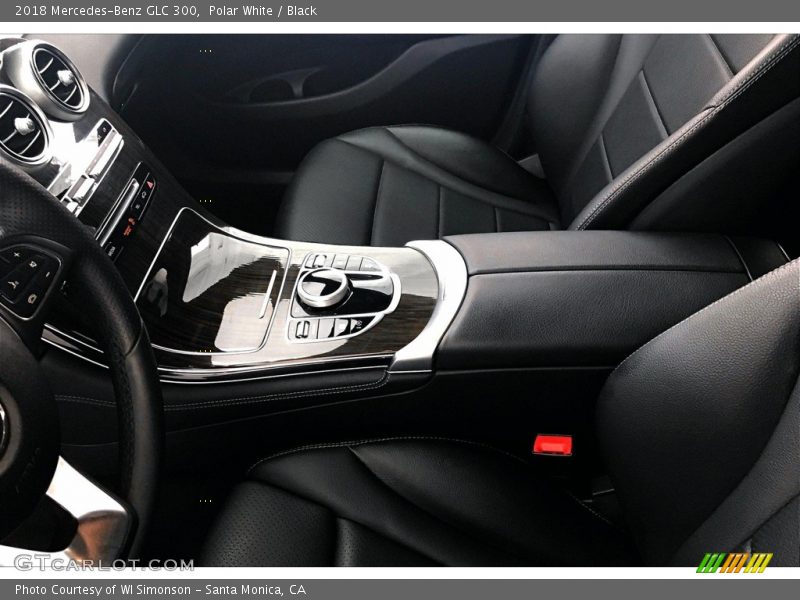 Polar White / Black 2018 Mercedes-Benz GLC 300