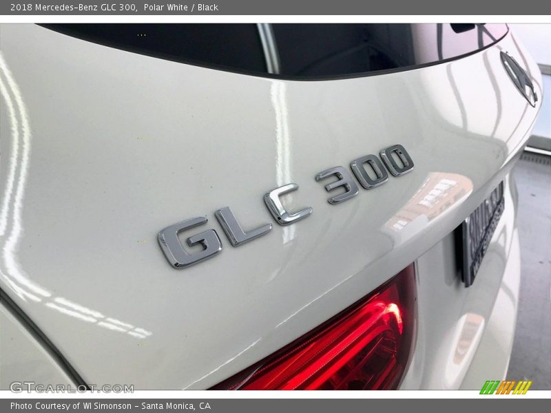 Polar White / Black 2018 Mercedes-Benz GLC 300