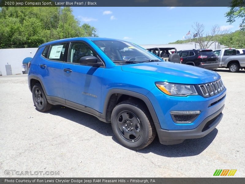 Front 3/4 View of 2020 Compass Sport