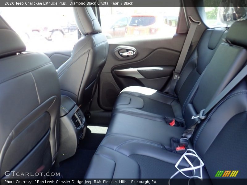 Diamond Black Crystal Pearl / Black 2020 Jeep Cherokee Latitude Plus
