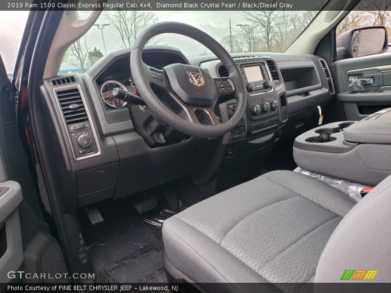 Diamond Black Crystal Pearl / Black/Diesel Gray 2019 Ram 1500 Classic Express Regular Cab 4x4