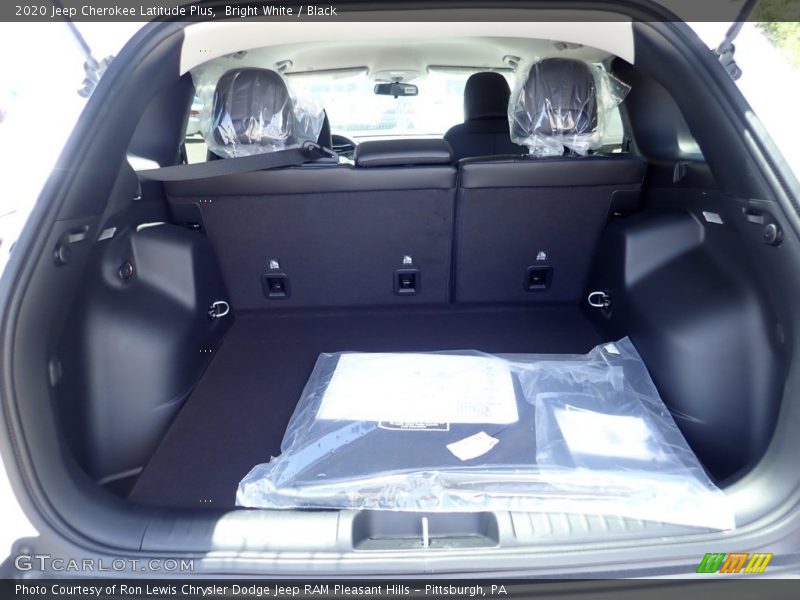 Bright White / Black 2020 Jeep Cherokee Latitude Plus