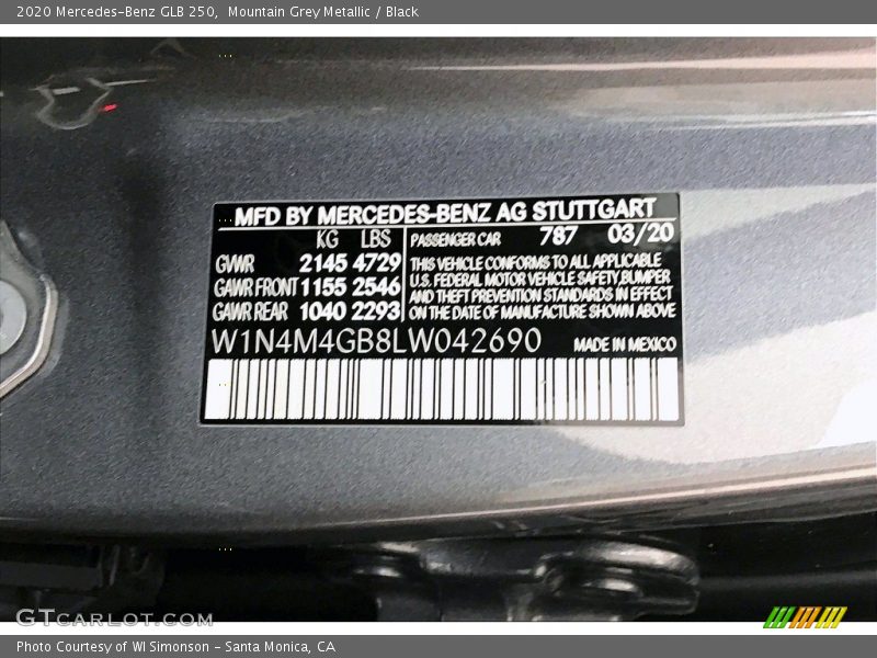 Mountain Grey Metallic / Black 2020 Mercedes-Benz GLB 250