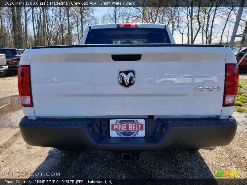 Bright White / Black 2020 Ram 1500 Classic Tradesman Crew Cab 4x4