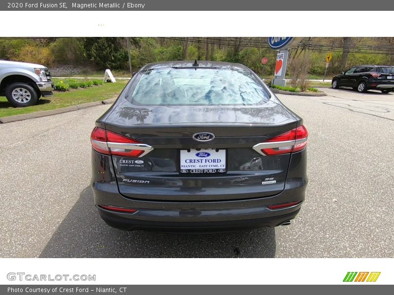 Magnetic Metallic / Ebony 2020 Ford Fusion SE
