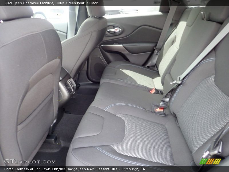 Olive Green Pearl / Black 2020 Jeep Cherokee Latitude