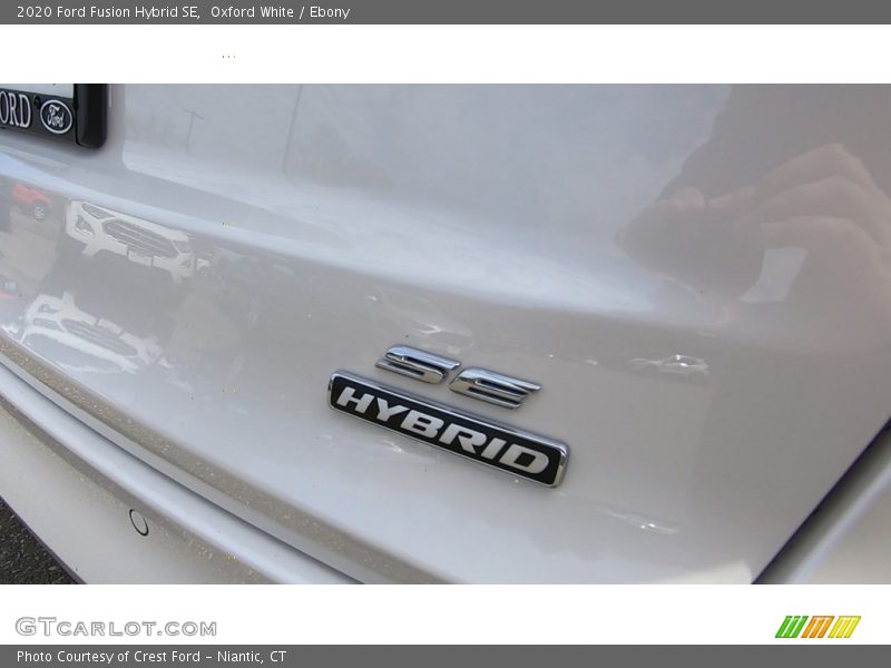 Oxford White / Ebony 2020 Ford Fusion Hybrid SE
