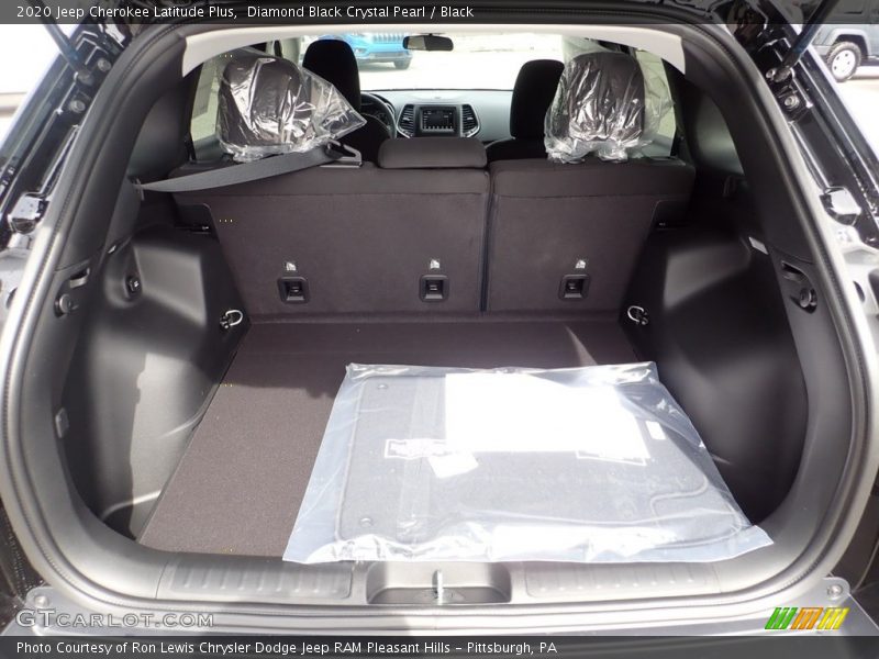Diamond Black Crystal Pearl / Black 2020 Jeep Cherokee Latitude Plus