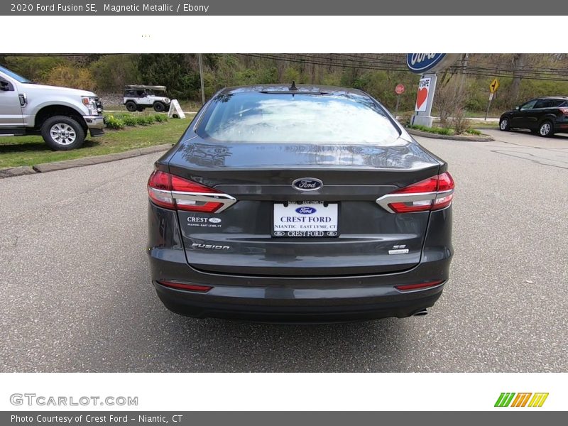 Magnetic Metallic / Ebony 2020 Ford Fusion SE