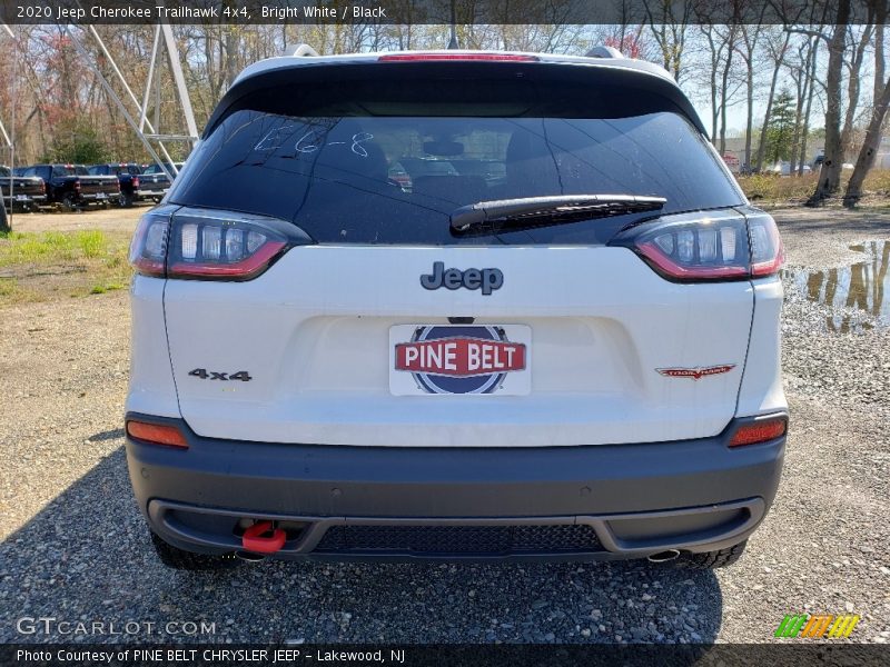 Bright White / Black 2020 Jeep Cherokee Trailhawk 4x4