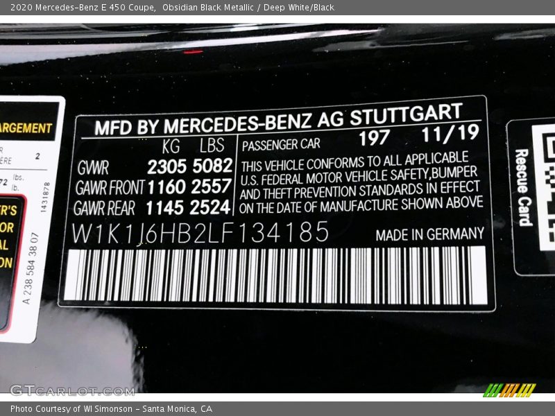 Obsidian Black Metallic / Deep White/Black 2020 Mercedes-Benz E 450 Coupe