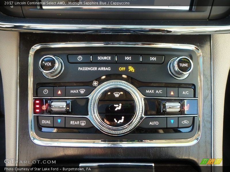Controls of 2017 Continental Select AWD