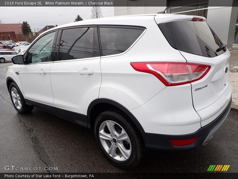 White Platinum Metallic / Charcoal Black 2016 Ford Escape SE