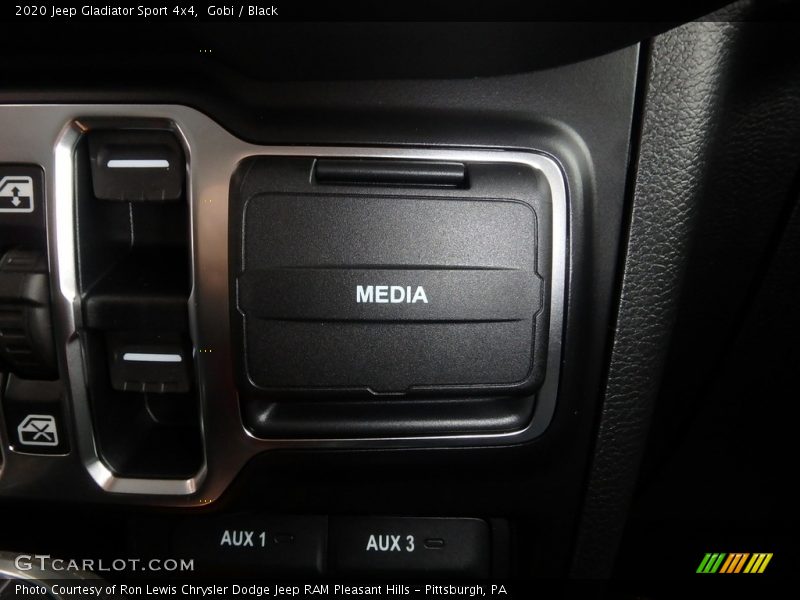 Gobi / Black 2020 Jeep Gladiator Sport 4x4