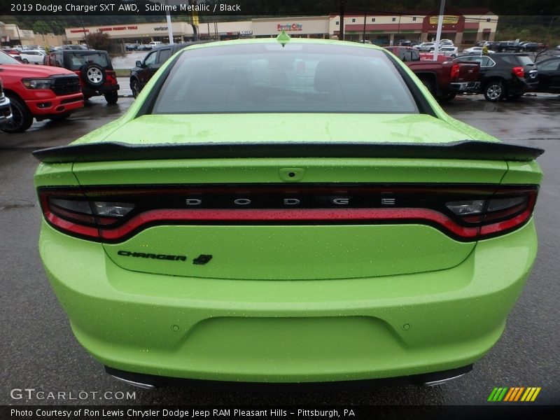 Sublime Metallic / Black 2019 Dodge Charger SXT AWD