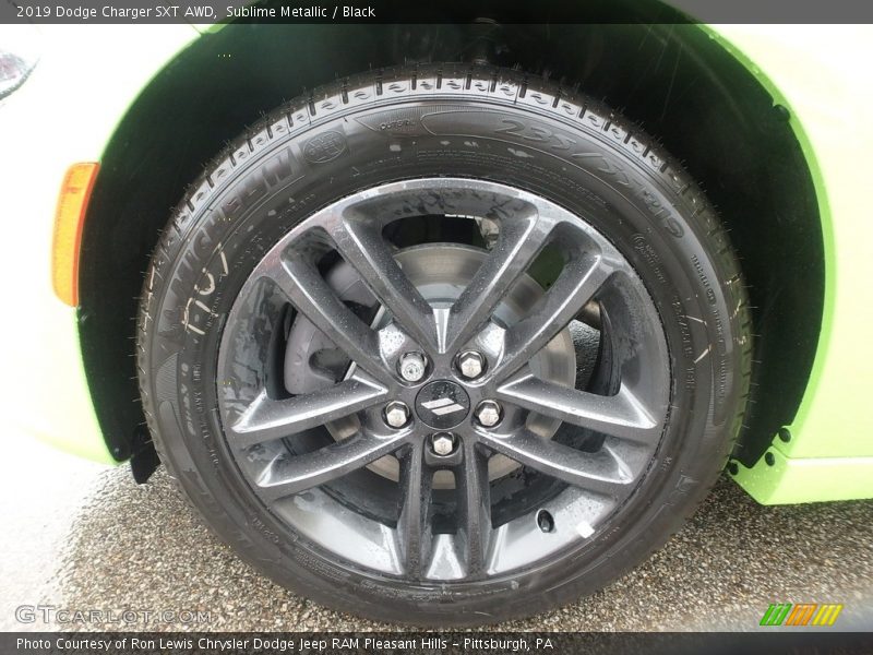 Sublime Metallic / Black 2019 Dodge Charger SXT AWD