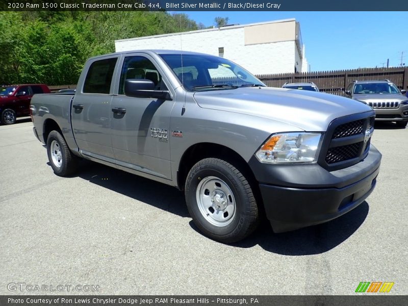 Front 3/4 View of 2020 1500 Classic Tradesman Crew Cab 4x4