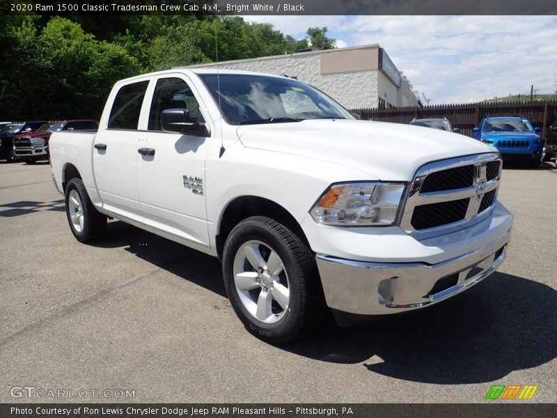 Bright White / Black 2020 Ram 1500 Classic Tradesman Crew Cab 4x4