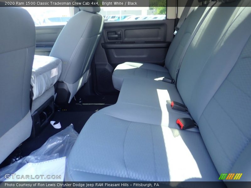Bright White / Black 2020 Ram 1500 Classic Tradesman Crew Cab 4x4