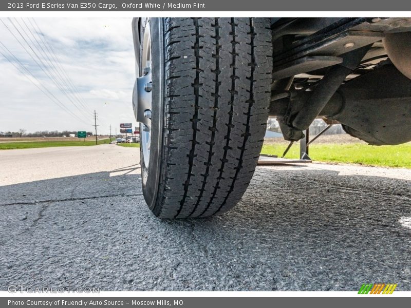 Oxford White / Medium Flint 2013 Ford E Series Van E350 Cargo