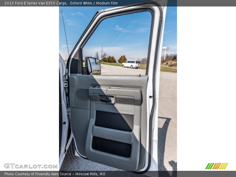 Oxford White / Medium Flint 2013 Ford E Series Van E350 Cargo
