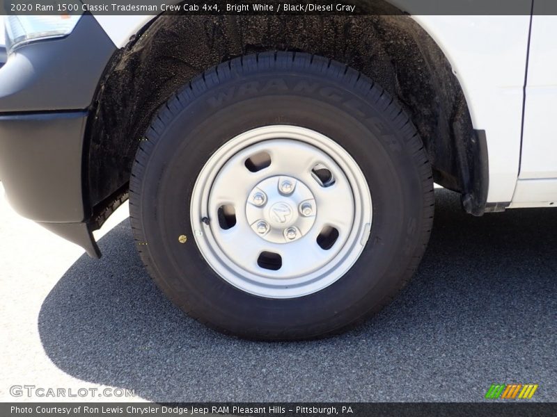 Bright White / Black/Diesel Gray 2020 Ram 1500 Classic Tradesman Crew Cab 4x4