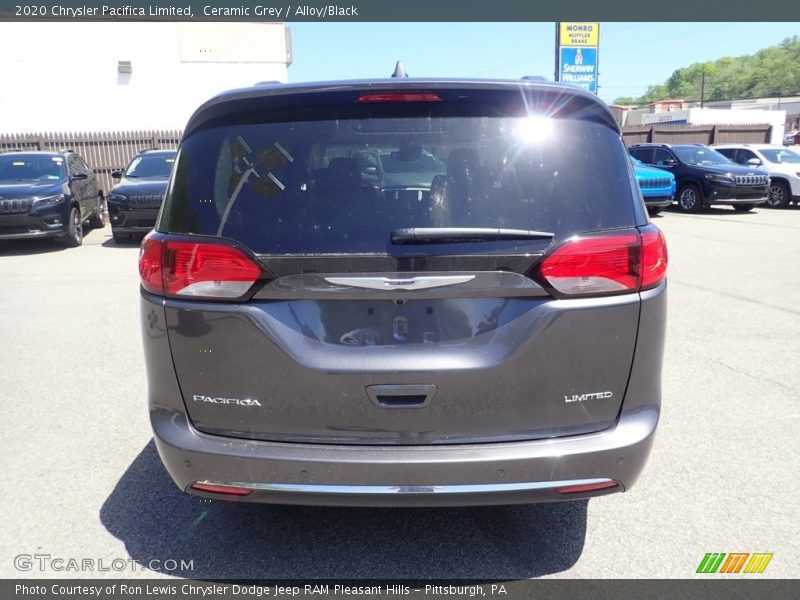 Ceramic Grey / Alloy/Black 2020 Chrysler Pacifica Limited