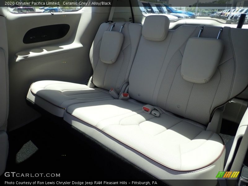 Ceramic Grey / Alloy/Black 2020 Chrysler Pacifica Limited