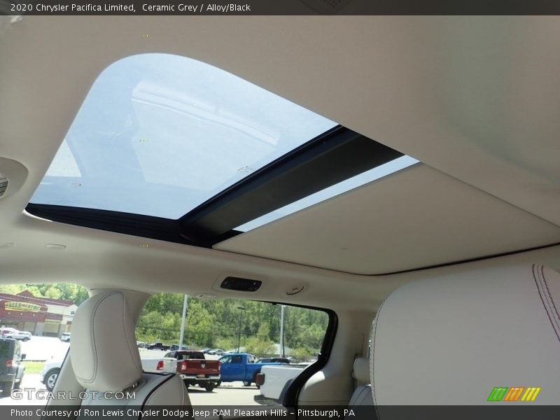 Ceramic Grey / Alloy/Black 2020 Chrysler Pacifica Limited