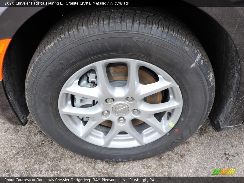 Granite Crystal Metallic / Alloy/Black 2020 Chrysler Pacifica Touring L