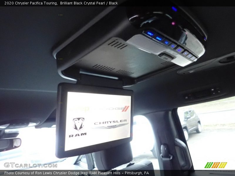 Brilliant Black Crystal Pearl / Black 2020 Chrysler Pacifica Touring