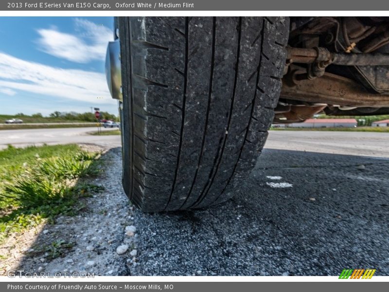 Oxford White / Medium Flint 2013 Ford E Series Van E150 Cargo