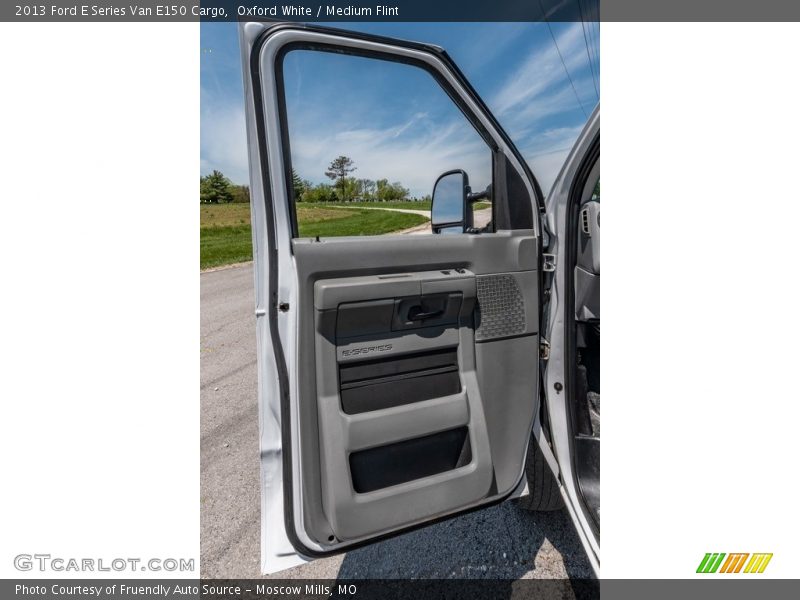 Oxford White / Medium Flint 2013 Ford E Series Van E150 Cargo