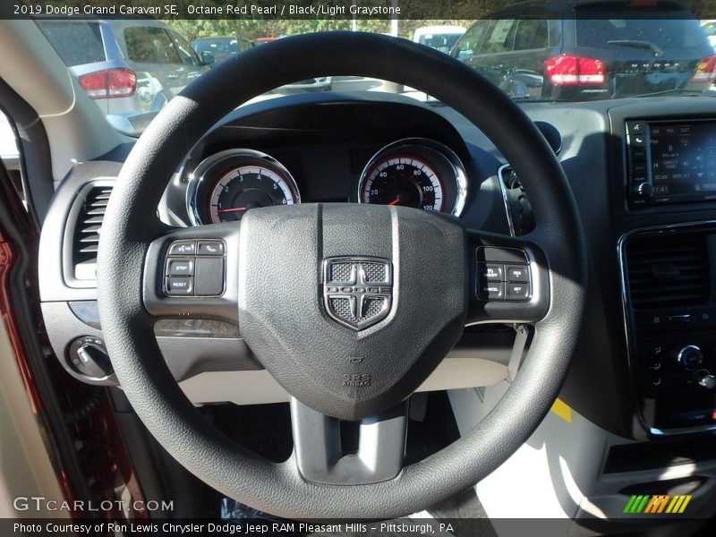 Octane Red Pearl / Black/Light Graystone 2019 Dodge Grand Caravan SE
