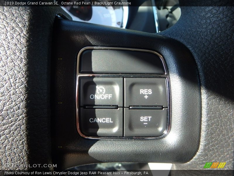 Octane Red Pearl / Black/Light Graystone 2019 Dodge Grand Caravan SE