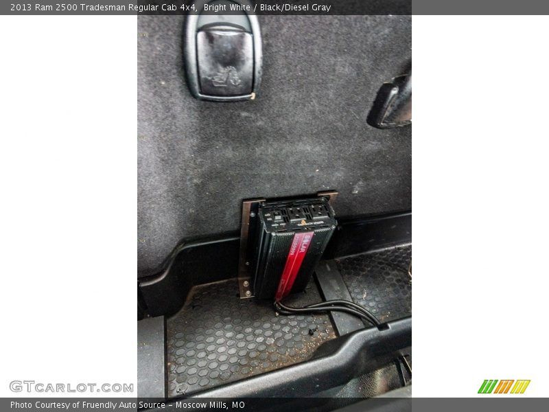 Bright White / Black/Diesel Gray 2013 Ram 2500 Tradesman Regular Cab 4x4