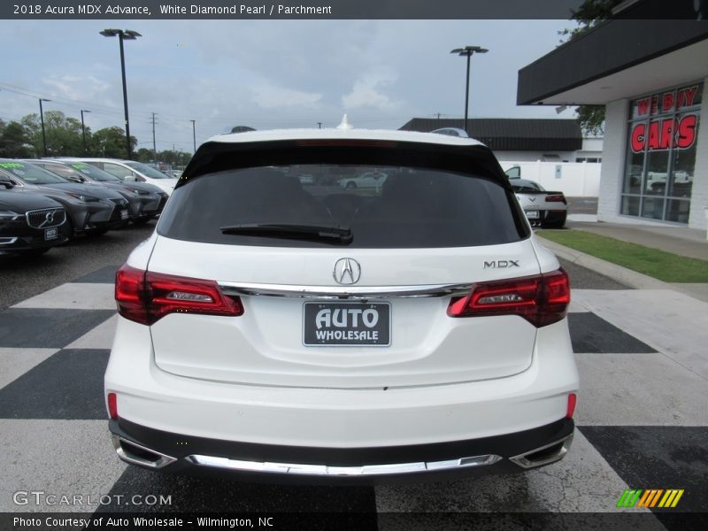 White Diamond Pearl / Parchment 2018 Acura MDX Advance