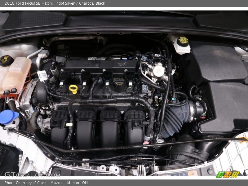 Ingot Silver / Charcoal Black 2018 Ford Focus SE Hatch