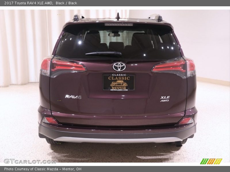 Black / Black 2017 Toyota RAV4 XLE AWD