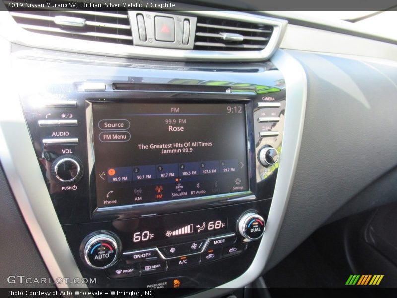 Brilliant Silver Metallic / Graphite 2019 Nissan Murano SV