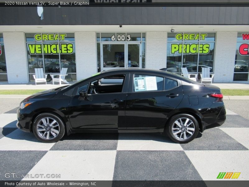 Super Black / Graphite 2020 Nissan Versa SV