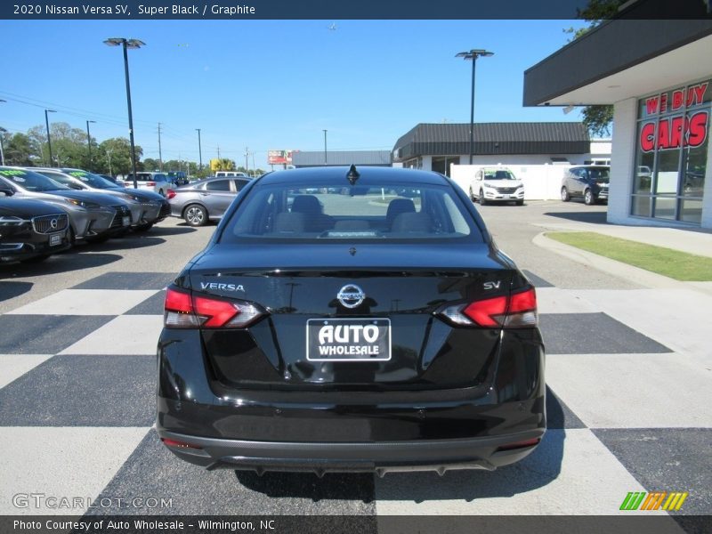 Super Black / Graphite 2020 Nissan Versa SV