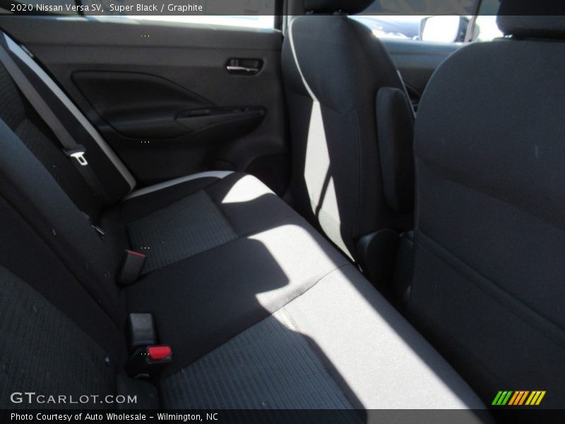 Super Black / Graphite 2020 Nissan Versa SV