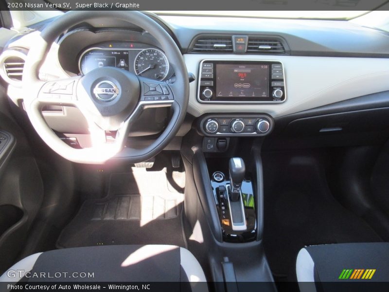 Super Black / Graphite 2020 Nissan Versa SV