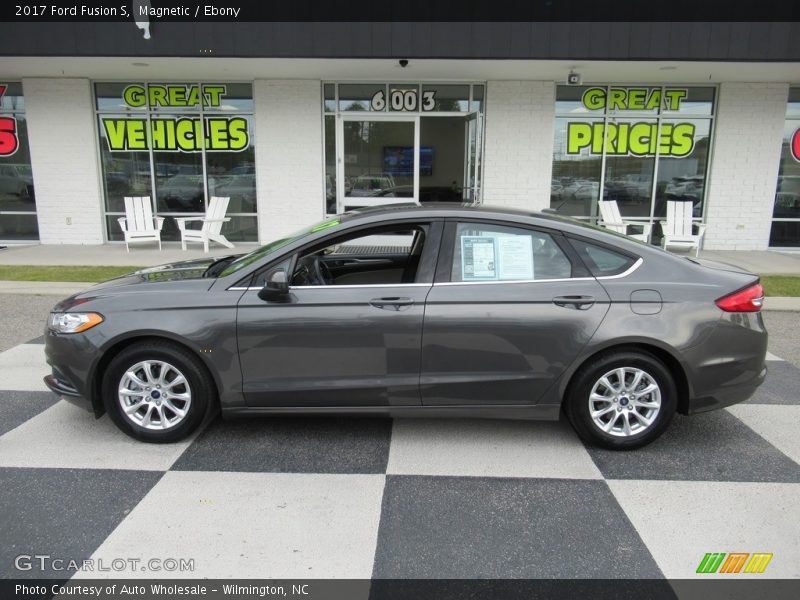Magnetic / Ebony 2017 Ford Fusion S