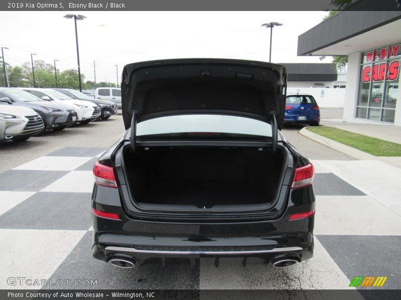 Ebony Black / Black 2019 Kia Optima S